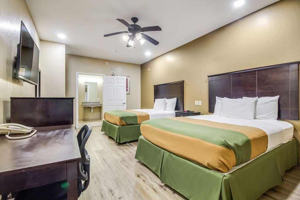 Americas Best Value Inn & Suites Томбол Номер фото
