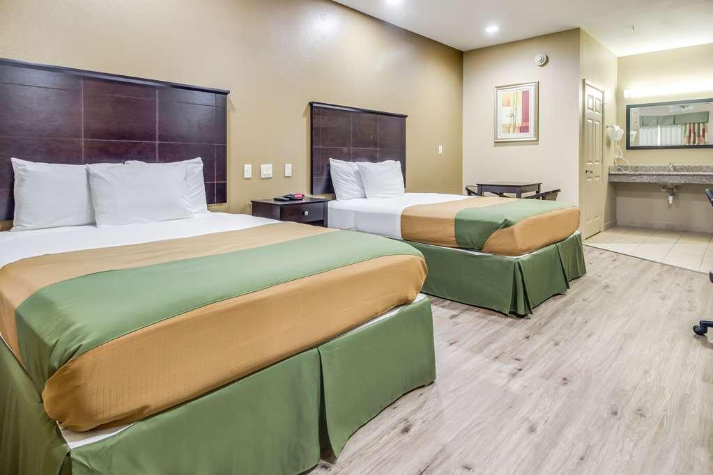 Americas Best Value Inn & Suites Томбол Номер фото